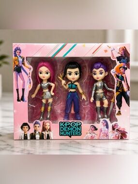 KPOP Demon Hunters Doll Set Mari, Zoey & Rumi | 3 Pack Figures